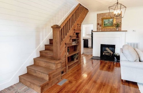 Tusculum House | The Olde White House