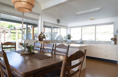 Bonnie Doon House | The Olive Grove, Lake Eildon