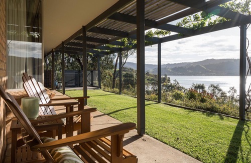Bonnie Doon House | The Olive Grove, Lake Eildon