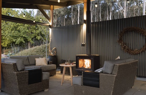 Bonnie Doon House | The Olive Grove, Lake Eildon