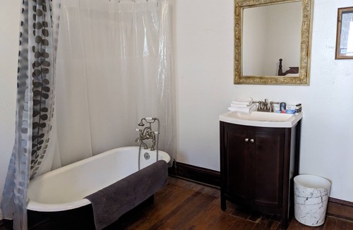 Bisbee Bed & Breakfast | The Oliver House - Adults Only