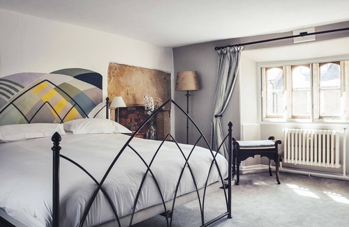 Beaminster Hotel | The Ollerod