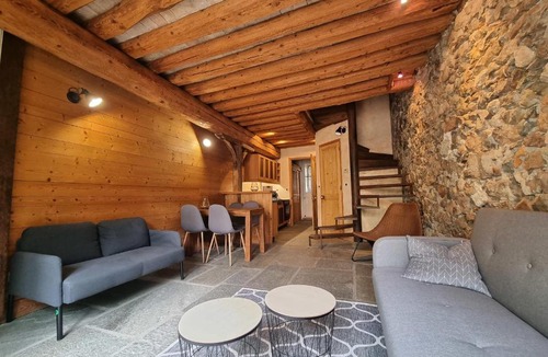 Claix Apartment | The Ombelles triplex #DM