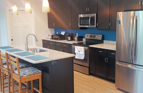 Bay Ridge House | The One-Eighty - 4 Bedroom Beach House