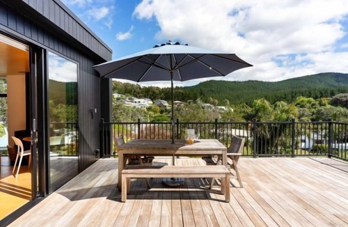 Onemana Cottage | The Onemana Nook - Onemana