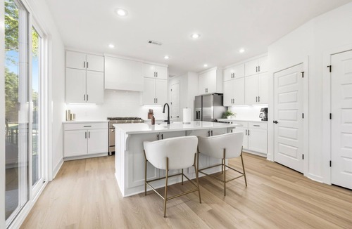 Fayetteville House | The Opal-0.5 mi to Baum Walker Field-1.5 mi to DT