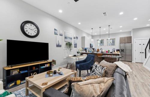 Fort Worth House | The Opal 2BD TowenHouse 7ST Walkable
