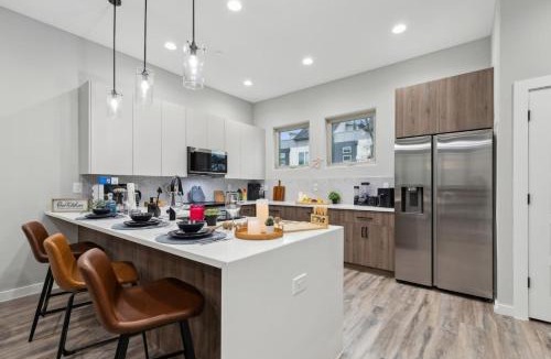 Fort Worth House | The Opal 2BD TowenHouse 7ST Walkable