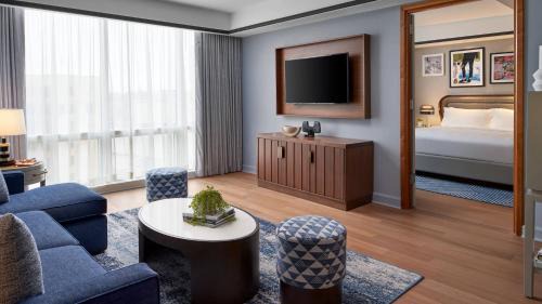 White Plains Hotel | The Opus Westchester, Autograph Collection