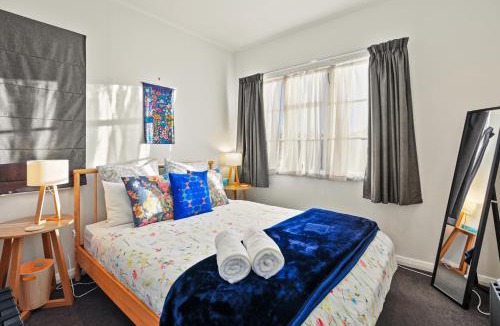 Hamilton East Villa | The Orange Cottage