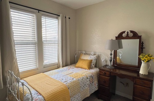 Guthrie Apartment | The Orange Door Boarding House