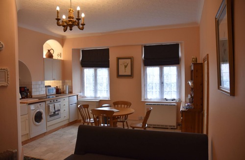 Pill Apartment | The Orangery Apartment