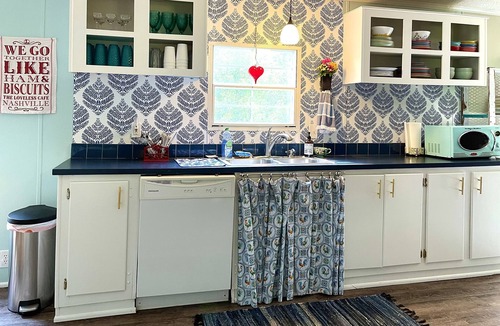 Bear Creek House | The Orchard Cottage at Bear Creek Ridge Farm