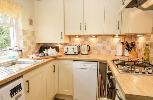 Levens Cottage | THE ORCHARD, family friendly, character holiday cottage in Levens