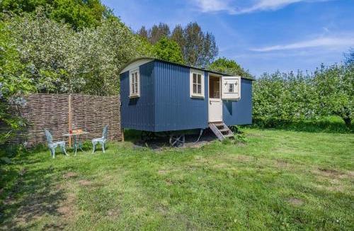 Deepdale House | The Orchard Hut