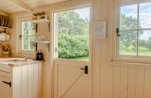 Deepdale House | The Orchard Hut