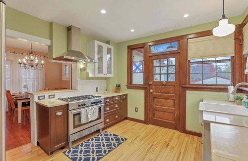 Clintonville House | The Orchard Oasis