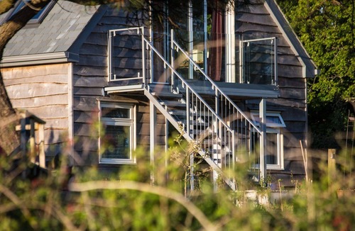 Hartland Cottage | The Orchard, shared hot tub and sauna