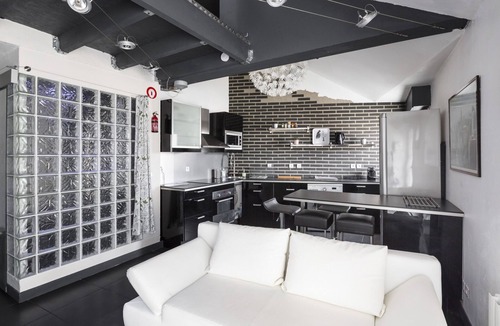 Madeleine-Champ de Mars Apartment | The orchestra, flat in the center with parking