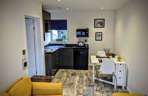 Gillingham Apartment | The Orchid