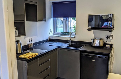 Gillingham Apartment | The Orchid