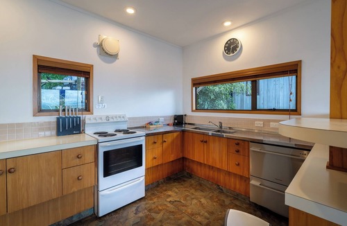 Pukawa Hotel | The Oreti Collection- By Vacations in Paradise