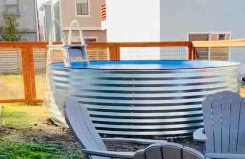 Denver Heights House | The Organic Modern- Oasis with Hot Tub and Pool