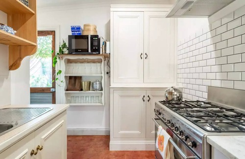 Greenock Cottage | The Original Cobbler's Cottage