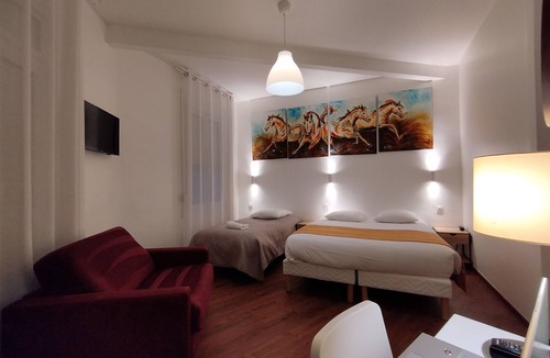 Saint-Hilaire-Saint-Florent Hotel | The Originals Access Hotel Le Canter