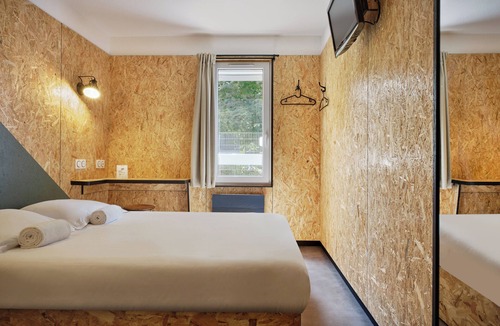 Seclin Hotel | The Originals Access, Hôtel Moustache, Seclin