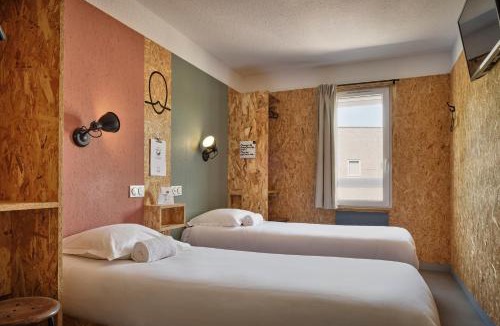 Seclin Hotel | The Originals Access, Hôtel Moustache, Seclin