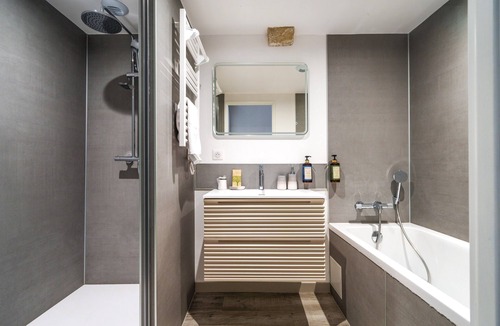 Loches Hotel | The Originals Boutique, Hôtel Le George, Loches