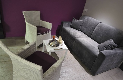 Saint-Brice-en-Cogles Hotel | The Originals Boutique, Hôtel Le Lion d'Or