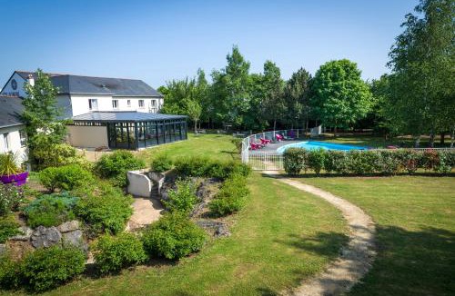 Doue-la-Fontaine Hotel | The Originals City, Hôtel La Saulaie, Saumur Ouest