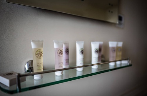 Colnbrook Hotel | The Ostrich Inn