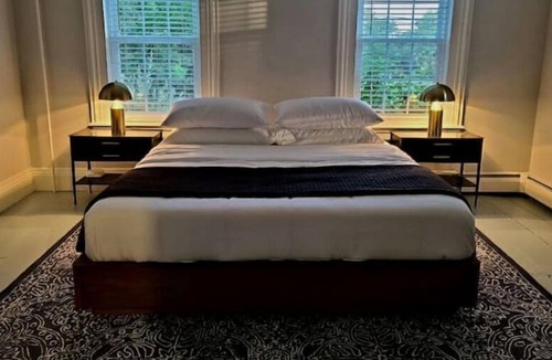 Greenville House | The Other White House