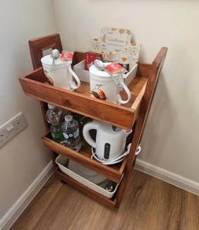 West Kingsdown House | The Otters by Brand Hatch