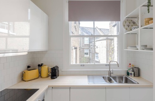 Oval Apartment | The Oval Abode