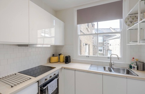 Oval Apartment | The Oval Abode