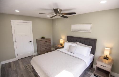 Burdett Apartment | The Overlook at Burdett Falls