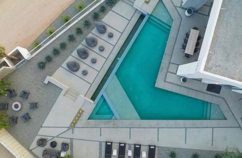 Yucca Valley House | The Overlook by Fieldtrip 7 Bd Modern Luxury with Infinity Pool Views