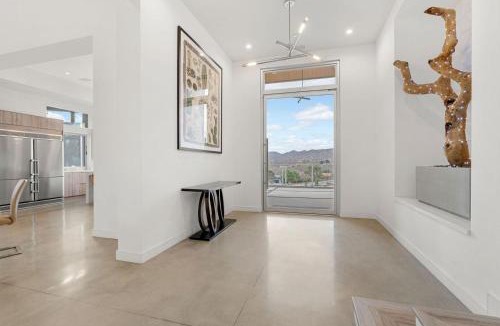 Yucca Valley House | The Overlook by Fieldtrip 7 Bd Modern Luxury with Infinity Pool Views