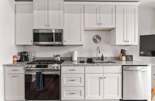 Northeast South Bend Apartment | The Overlook | Downtown | ND