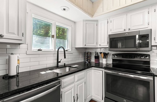 Killington Ski Chalet | The Overlook - Hot Tub, Game Room, 5min to MTN