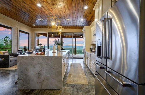 Broken Bow Cabin | The Overlook w/Outdoor Pool, EV Outlet, Pickleball, Unbelievable Views