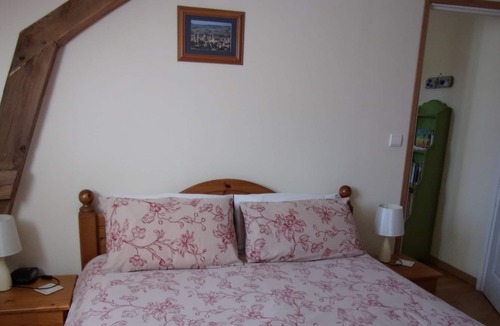 Sainte-Anne-Saint-Priest House | The Owl, rooms and table d'hôtes