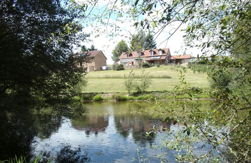 Sainte-Anne-Saint-Priest House | The Owl, rooms and table d'hôtes