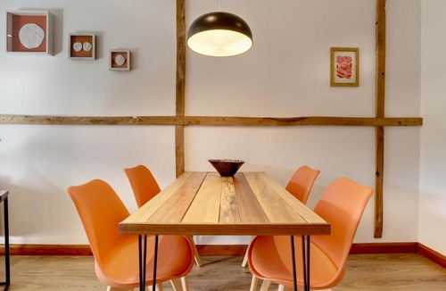 Hinton Parva Apartment | The Owl Barn Wiltshire - Chalk