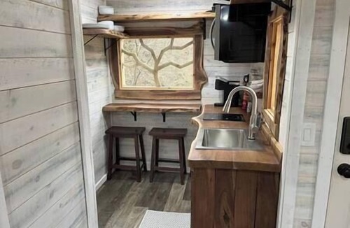 Malaga Cabin | The Owl's Perch Treehouse