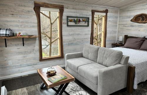Malaga House | The Owl's Perch Treehouse
